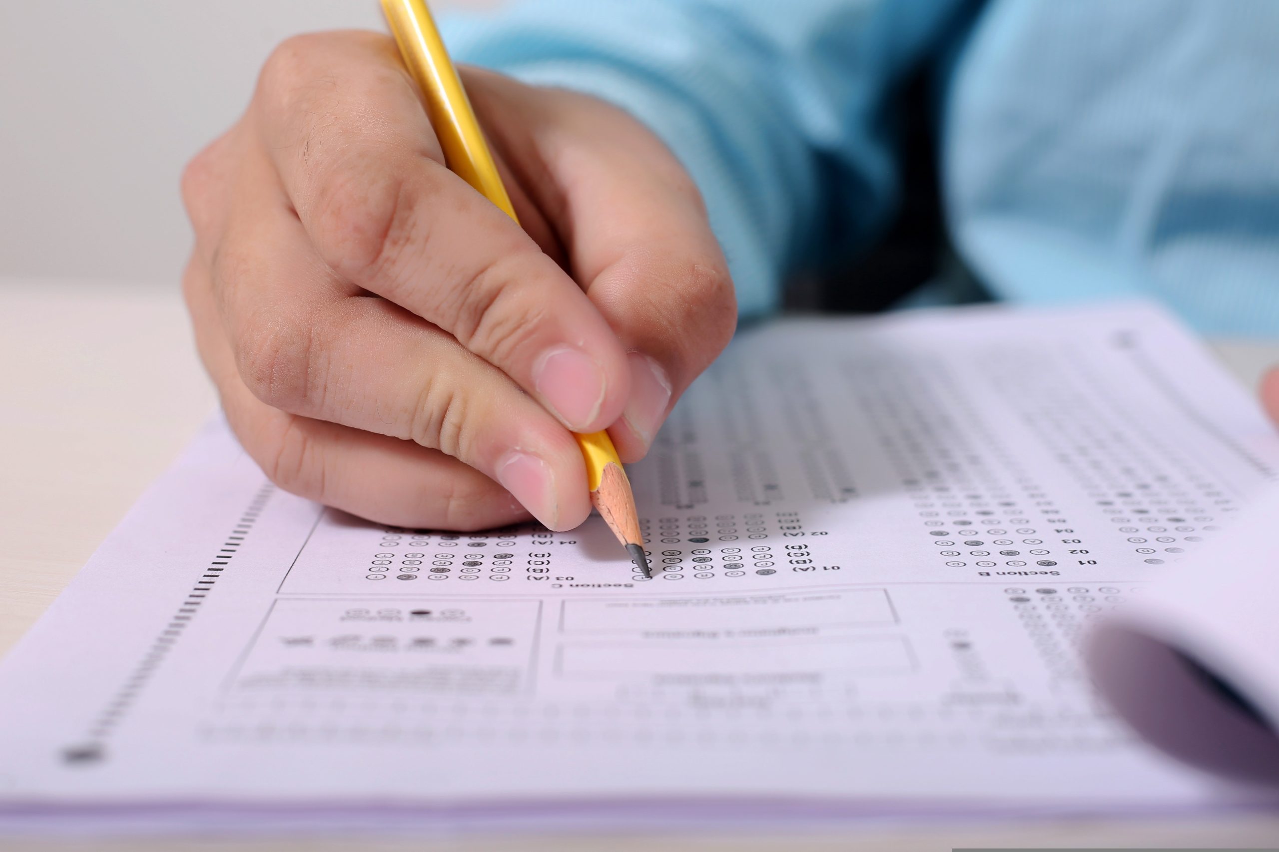 Cum se calculează media la Evaluarea Națională și cum influențează admiterea la liceu